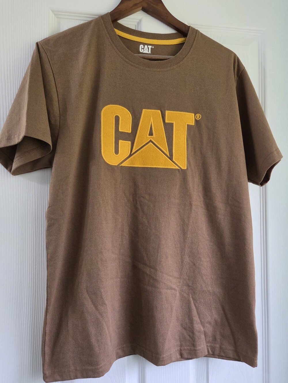 Caterpillar Men's Brown Trademark 3D Logo Graphic Workwear T-Shirt Size M
